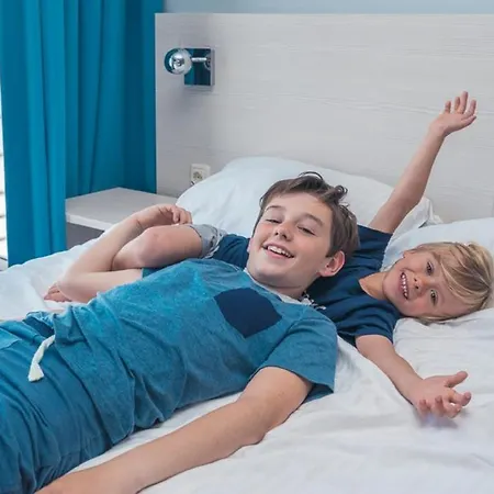 New Holiday For 4 People At Sunside With Sleep Corner Apartamento