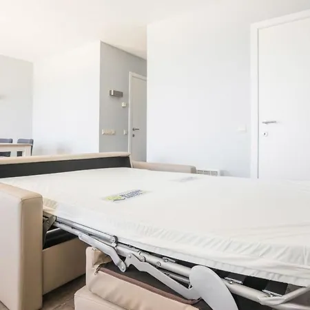 New Holiday For 4 People At Sunside With Sleep Corner